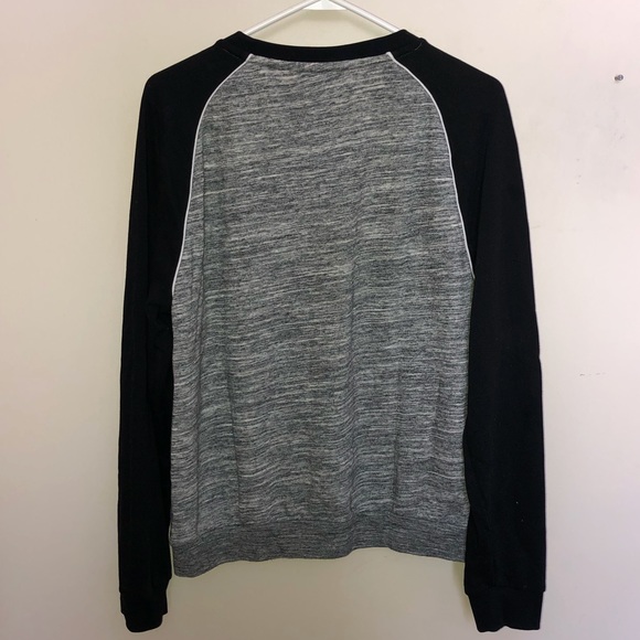 PINK Victoria’s Secret Crewneck Pullover - Picture 2 of 3